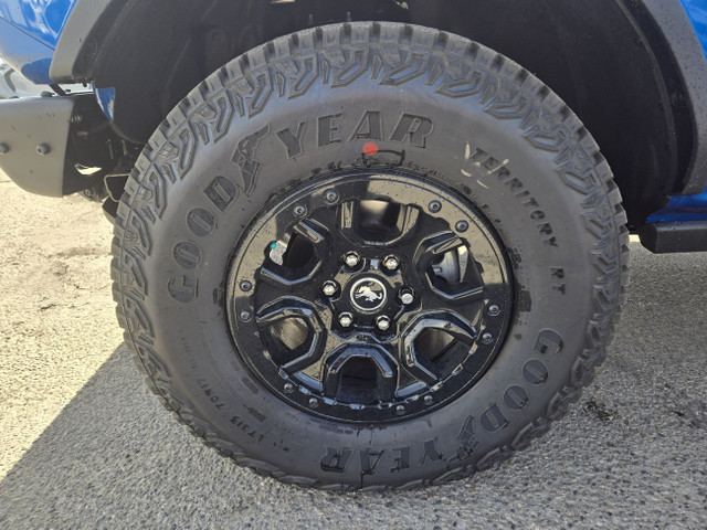 2025 Ford Bronco BADLANDS | SASQUATCH PKG | BLACK APP PKG | G.O. in Cars & Trucks in Calgary - Image 4