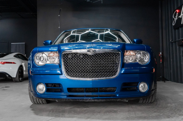 2010 Chrysler 300C SRT8 | 425HP | LOW MILEAGE  in Cars & Trucks in Edmonton - Image 4