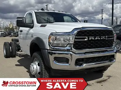 This 2024 RAM 5500 REG CAB CHASSIS has the following options Cloth 40/20/40 Prem Bench Seat, 8.4 Tou...