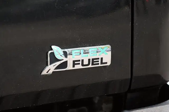 2010 Ford F-150 LARIAT + SUPERCREW + 4 X 4 + 81312 KM LARIAT SUP in Cars & Trucks in Longueuil / South Shore - Image 12
