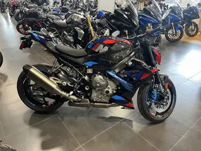 RATES AS LOW AS 2.99% O.A.C, GET 68 DAYS OF NO PAYMENT FOR A LIMITED TIME! 2024 BMW M 1000 R Blackst...