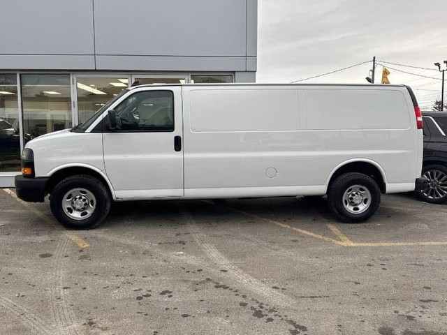 2021 Chevrolet Express Cargo Van ONLY 53K!! POWER GROUP, BACK-UP in Cars & Trucks in Ottawa - Image 4