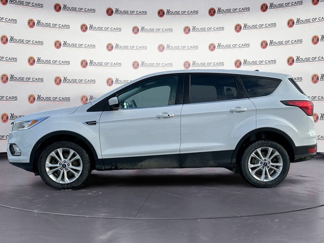  2019 Ford Escape SE 4WD in Cars & Trucks in Calgary - Image 2