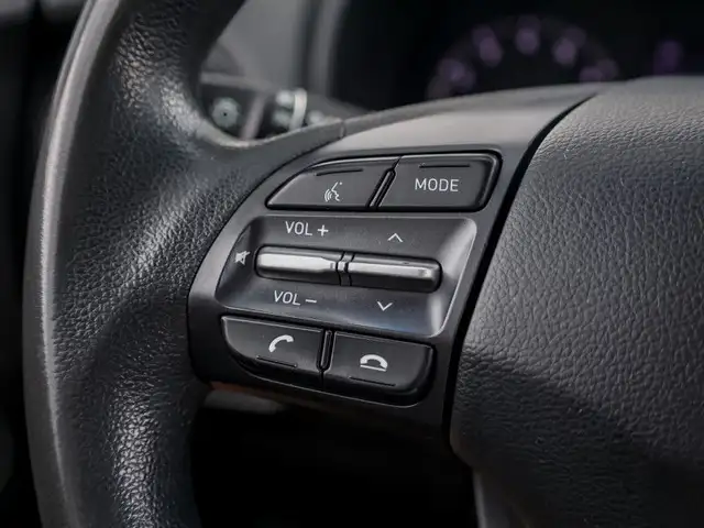 2021 Hyundai Kona 2.0L Essential FWD - Heated Seats - $131 B/W dans Autos et camions dans Ottawa - Image 18