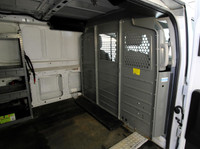 2018 FORD TRANSIT T-250 148" LOW ROOF CRÉDIT-BAIL DISPONIBLE 2018 FORD TRANSIT T-250 148" Low Rf 900... (image 9)