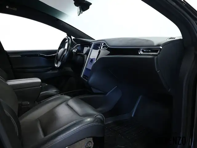 2016 Tesla Model X 90D 7 Passenger in Cars & Trucks in Laval / North Shore - Image 8