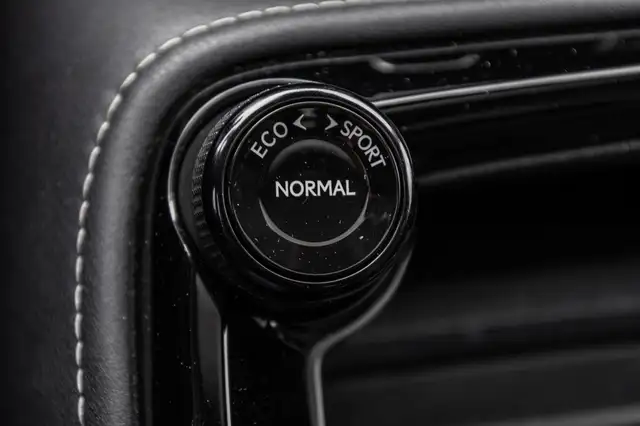 2022 Lexus NX NX 350h / camera / bluetooth / volant chauffant Bi in Cars & Trucks in Laval / North Shore - Image 33