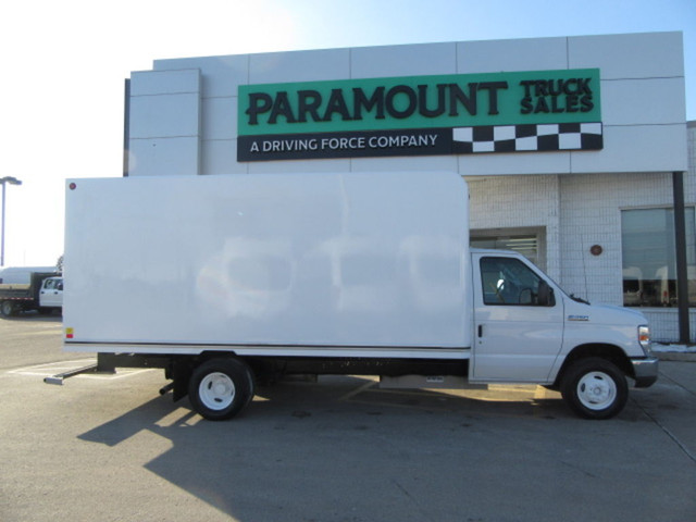 2019 Ford E-Series 16FT CUBE VAN ROLLOUT RAMP in Cars & Trucks in Oakville / Halton Region - Image 2