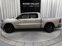 NAVIGATION SYSTEM, HEATED FRONT SEATS, ADAPTIVE CRUISE CONTROL, HEATED STEERING WHEEL, ALLOY WHEELS,... (image 4)