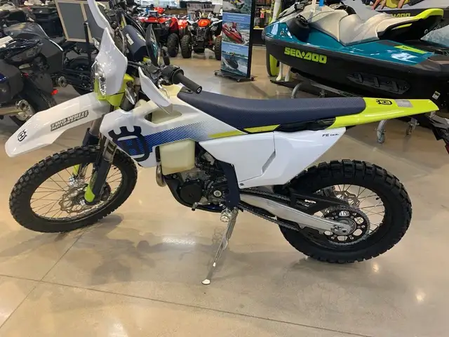 2024 Husqvarna FE 501 S FE501 S DUAL PURPOSE WITH BIG POWER! in Street, Cruisers & Choppers in Guelph - Image 5