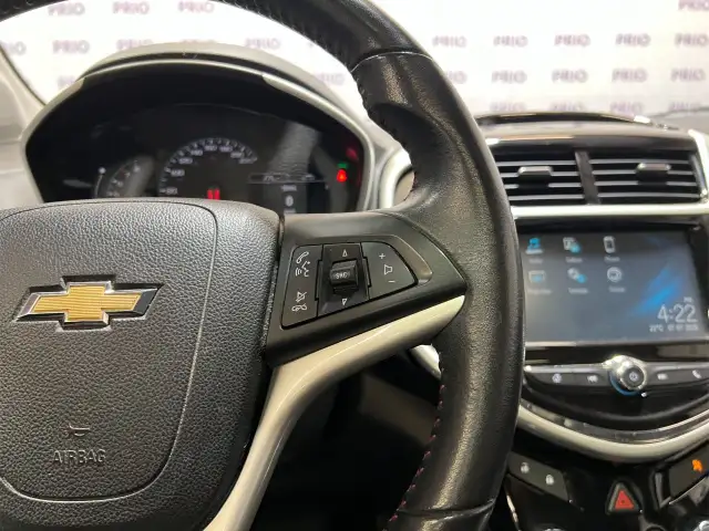2017 Chevrolet Sonic in Cars & Trucks in Ottawa - Image 23