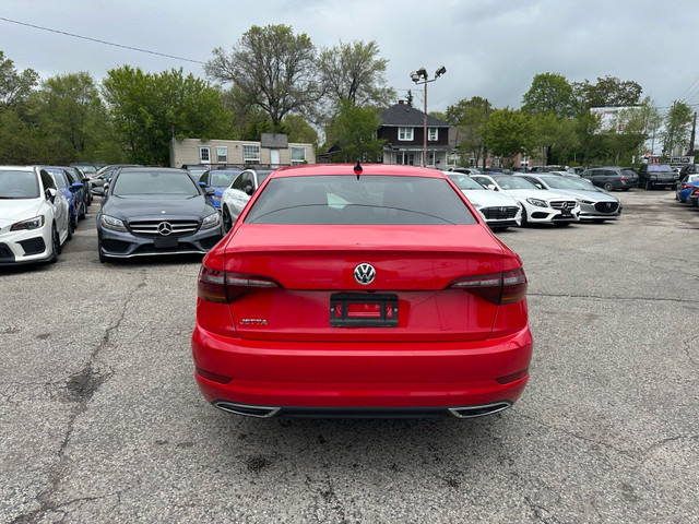 2019 Volkswagen Jetta Highline | Beige Interior in Cars & Trucks in City of Toronto - Image 3