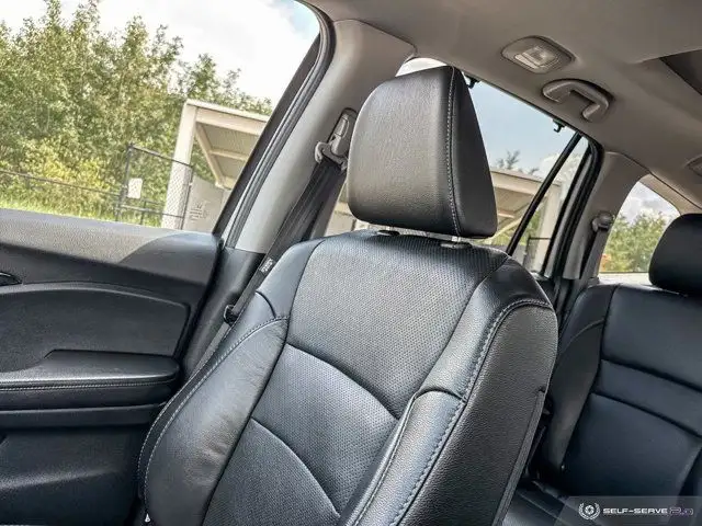 2020 Honda Pilot Touring 7-Passenger | HEATED & COOLED SEATS in Cars & Trucks in Strathcona County - Image 26