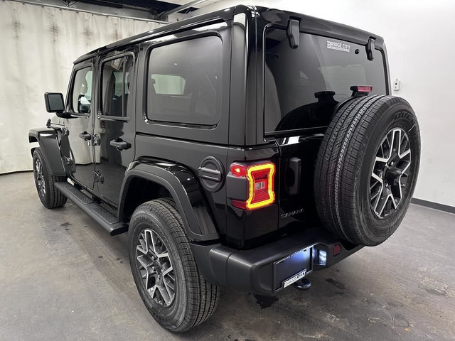2025 Jeep Wrangler Sahara in Cars & Trucks in Lethbridge - Image 4
