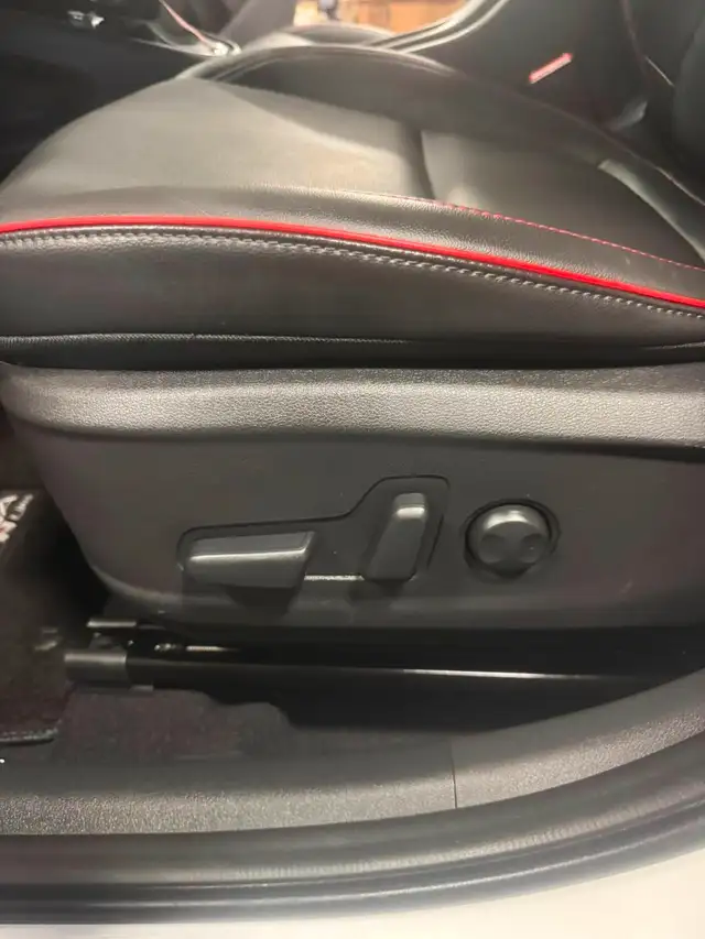 2023 Hyundai Kona N-Line Sporty. Stylish. Practically New – 2023 in Cars & Trucks in Ottawa - Image 18