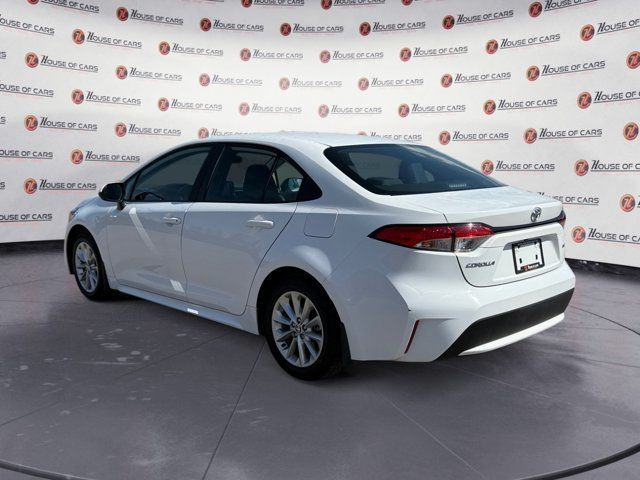 2022 Toyota Corolla LE in Cars & Trucks in Calgary - Image 4