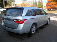 $8995 PLUS TAX.OVER 60 SERVICE RECORD ON THIS UNIT.7 PASSENGER.BACK UP CAMERA.POWER SLIDING DOORS,VE... (image 6)