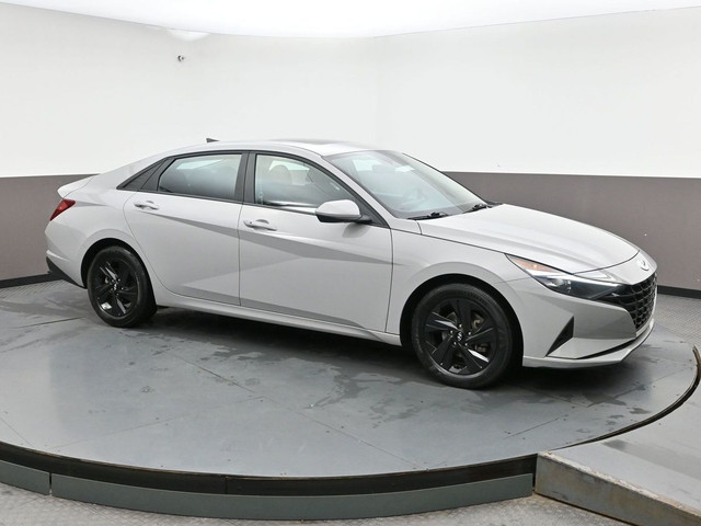 2022 Hyundai Elantra PREFERRED | PROXIMITY KEY | HEATED STEERING in Cars & Trucks in Dartmouth