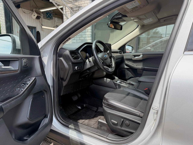 2020 Ford Escape Titanium Hybrid in Cars & Trucks in Longueuil / South Shore - Image 2