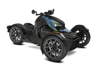 CAN-AM Ryker 900 ACE 2025 De jour comme de nuit vous avez tout ce qu’il vous faut et même plus pour...