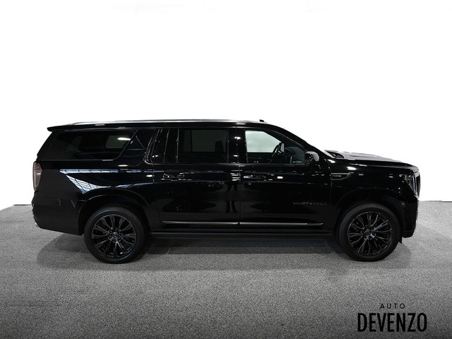  2023 GMC Yukon XL 4WD DENALI 6.2L V8 in Cars & Trucks in Laval / North Shore - Image 3