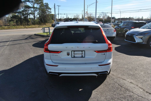2021 Volvo XC60 R-Design , 21 inch Wheels , Panoramic Roof in Cars & Trucks in Gatineau - Image 4