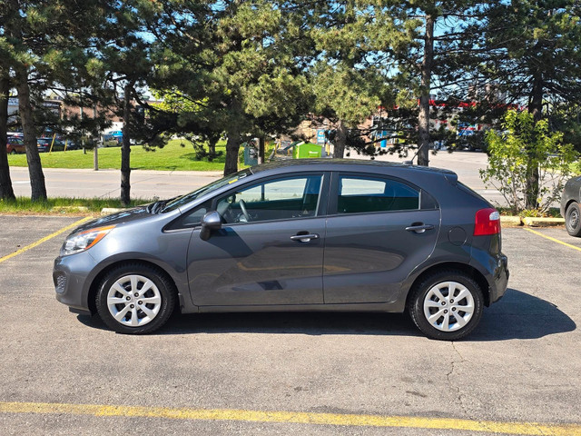 KIA RIO LX AUTO | HTD SEATS | BLUETOOTH | NO ACCIDENTS | LOW KM in Cars & Trucks in Mississauga / Peel Region - Image 2