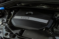 Francais: * Toit ouvrant panoramique * Accès confort * Volant chauffant * Sièges avant chauffants En... (image 8)