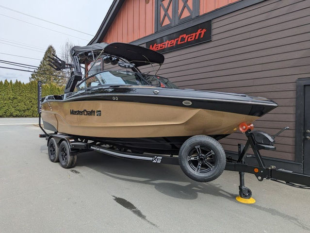 2024 Mastercraft XT23 in Powerboats & Motorboats in Chilliwack - Image 2