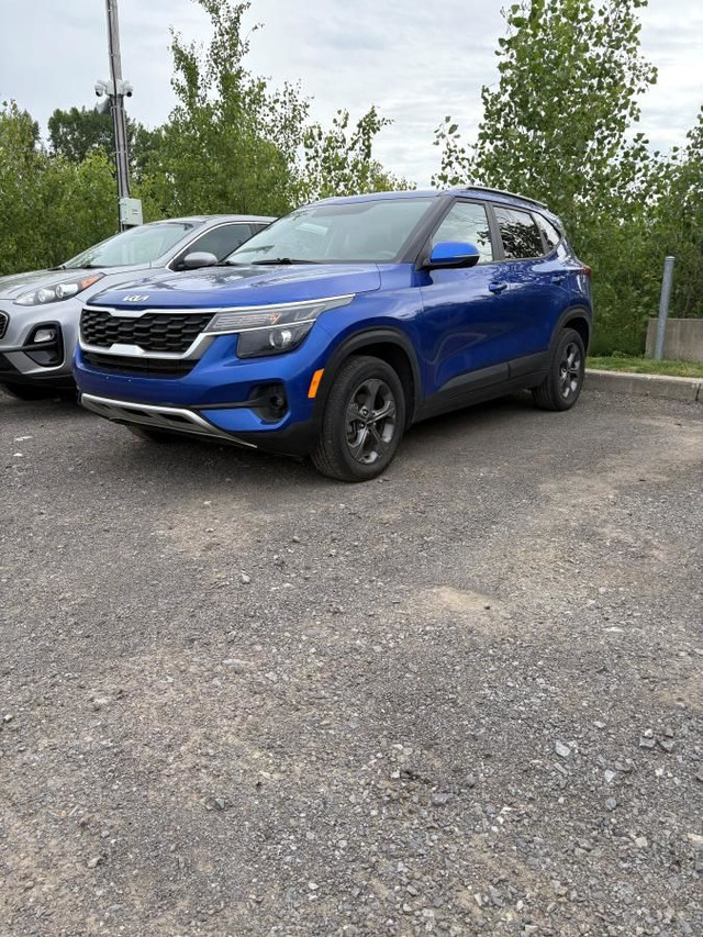 2023 Kia Seltos LX A/C MAGS SIÈGES CHAUFFANTS CAMÉRA DE RECUL in Cars & Trucks in Lanaudière