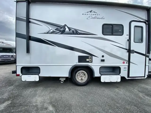 2023 EAST TO WEST Entrada 2200S in RVs & Motorhomes in Abbotsford - Image 18