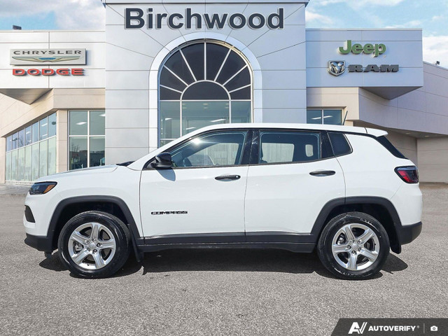 2024 Jeep Compass Sport | Local | One Owner | in Cars & Trucks in Winnipeg - Image 4