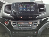 Look at this certified 2020 Honda Pilot Touring 8-Passenger AWD | Leather | Sunroof | Nav | Heated S... (image 3)