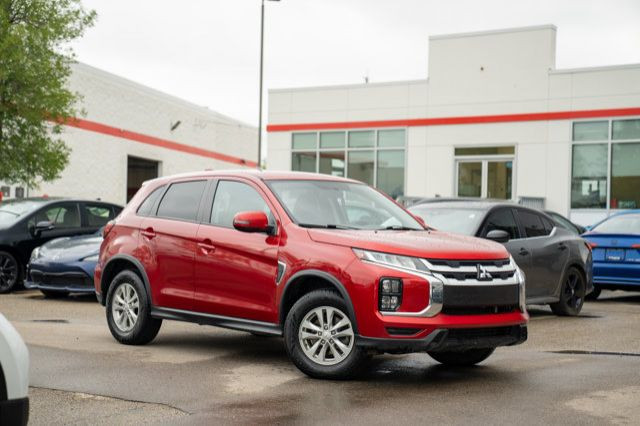 2021 Mitsubishi RVR SE in Cars & Trucks in Edmonton - Image 2