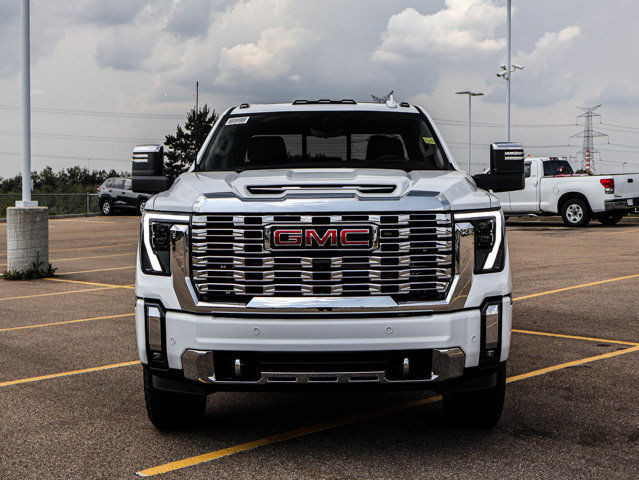 2025 GMC Sierra 3500HD Denali in Cars & Trucks in Strathcona County - Image 3