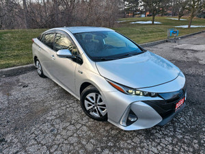 2020 Toyota Prius Prime PLUG IN HYBRID, LEATHER, NAVIGATION, REAR CAM, KEYLESS ENTRY, PUSH BUTTON, CERTIFIED