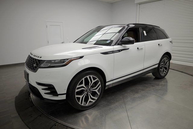 2018 Land Rover Range Rover Velar R-Dynamic HSE in Cars & Trucks in Calgary - Image 4