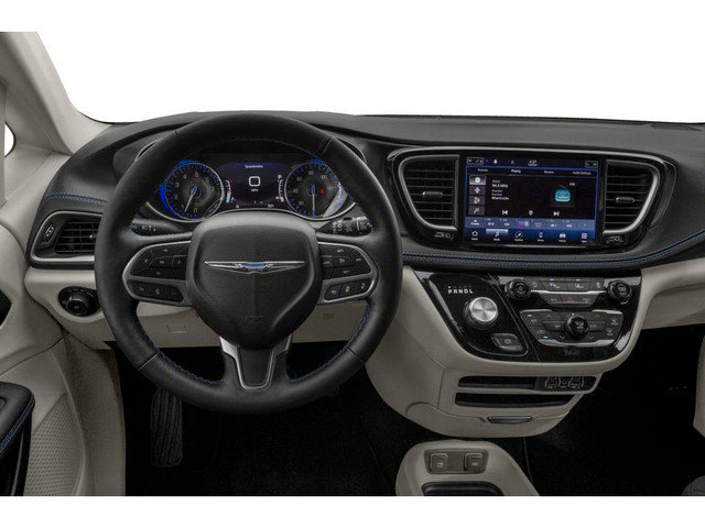 2021 Chrysler Pacifica Pinnacle in Cars & Trucks in Calgary - Image 4