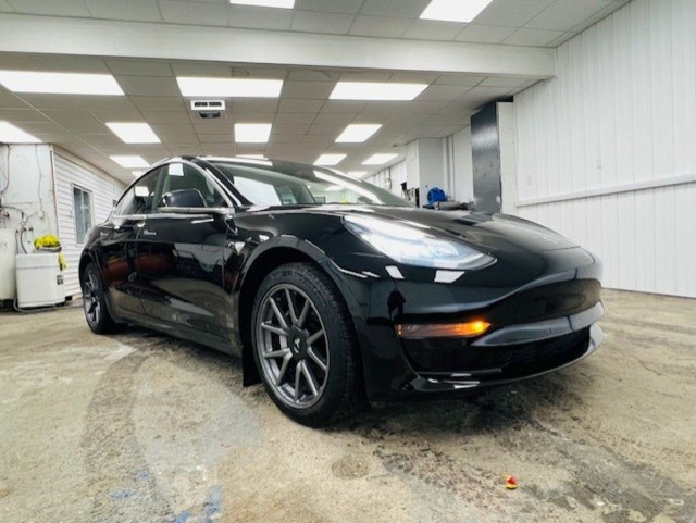 2020 Tesla Model 3 STANDARD RANGE + 1 PROPRIO GARANTIE 12m*FULL  in Cars & Trucks in Québec City - Image 3