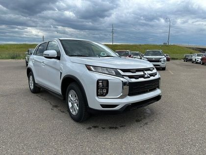 2025 Mitsubishi RVR SE AWC in Cars & Trucks in Calgary - Image 4