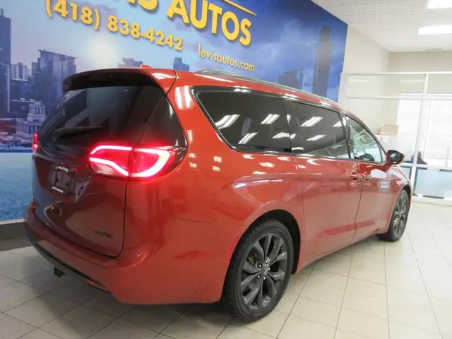 CHRYSLER PACIFICA 2018 LIMITED S GPS NAVIGATION CUIR TOIT PANO T in Cars & Trucks in Lévis - Image 32