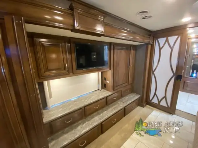 2018 Thor Motor Coach Tuscany 45AT only 029,124 Miles in RVs & Motorhomes in Moncton - Image 50