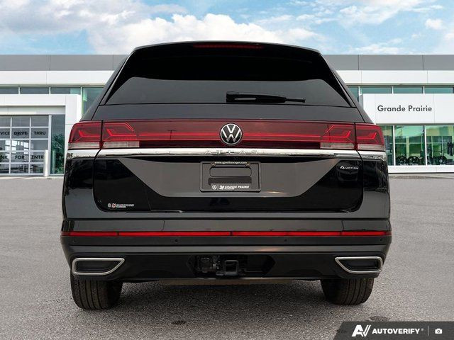 2024 Volkswagen Atlas Comfortline | Apply Car Play | 7 Seater in Cars & Trucks in Grande Prairie - Image 4