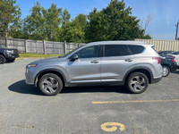 Check out this 2021 Hyundai Santa Fe Preferred before it's too late! *Get Your Money's Worth for thi... (image 2)