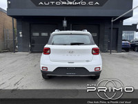 2023 Hyundai Venue Ultimate avec Intérieur Noir Automatique avec Sièges en Semi-Cuir Toit Ouvrant Na... (image 5)