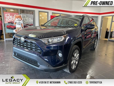 2021 Toyota RAV4 XLE Premium - Sunroof - Power Liftgate