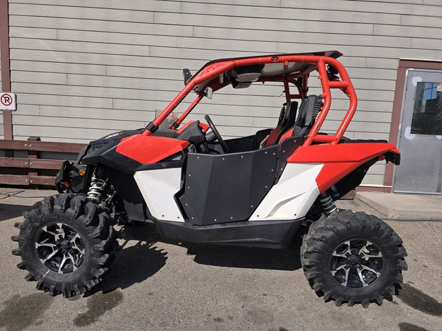 2017 Can-Am Maverick 1000R X MR FINANCING AVAILABLE in ATVs in Calgary