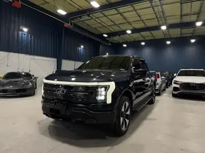 2022 Ford F-150 Lightning Platinum SuperCrew AWD, Extended Range, Apple Carplay, Blind Spot, 360 Cam...