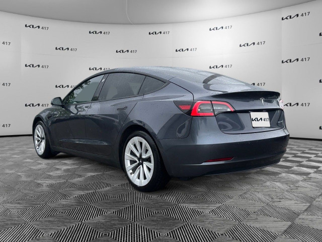 2022 Tesla Model 3 in Cars & Trucks in Ottawa - Image 3