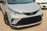 This 2024 Toyota Sienna XSE AWD offers a spacious, family-friendly ride with just 5,060 kilometres a... (image 7)